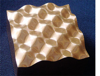 銅・セラミック加工事例 / PCDスパイラル刃エンドミル